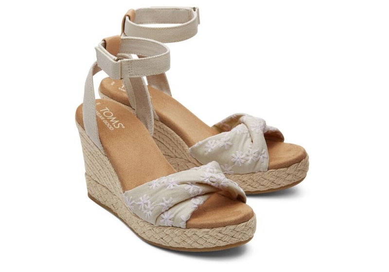 Toms Marisela Floral Embroidered Beige | 1805EVFJU